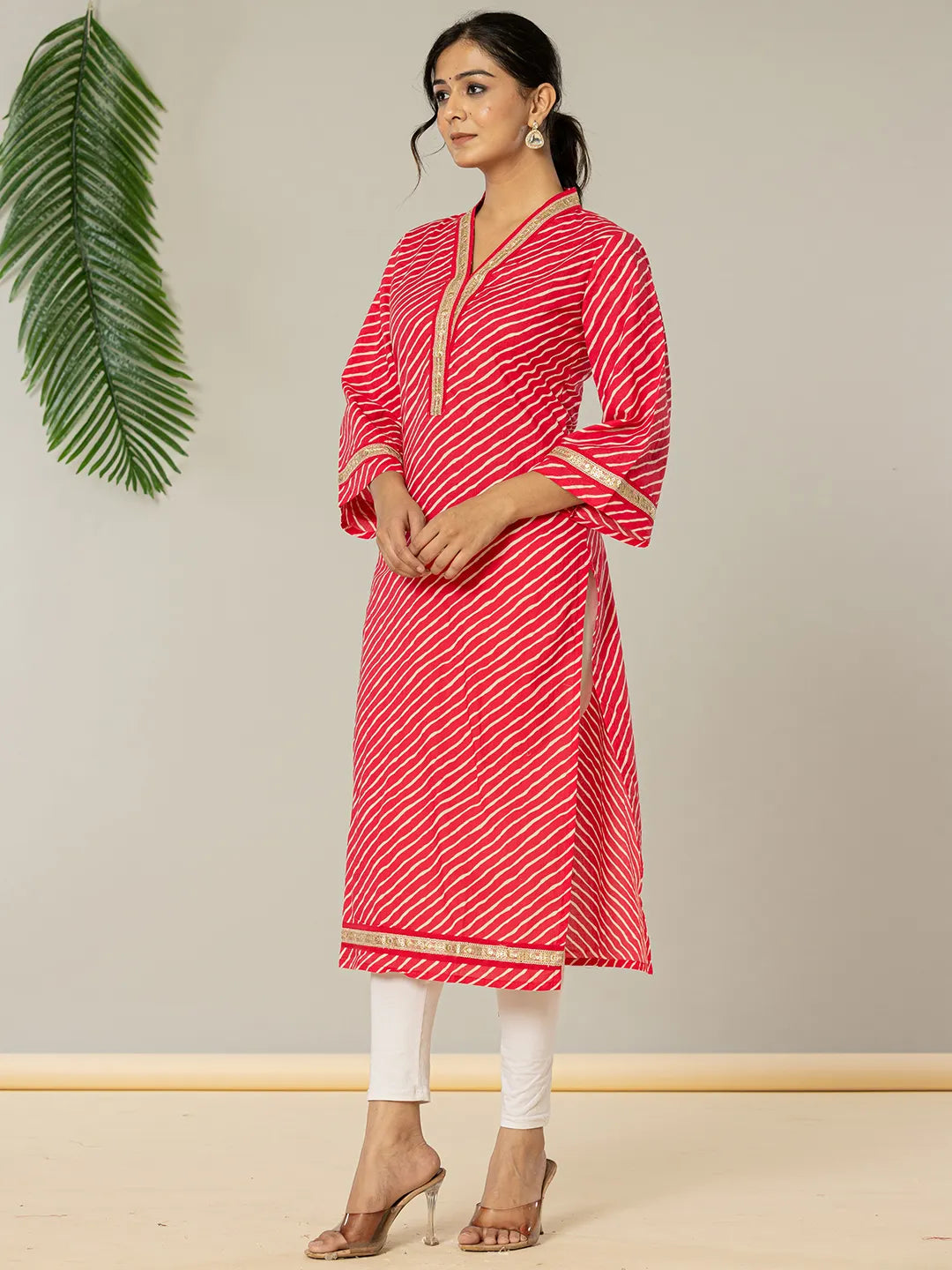 Yufta Cotton Pink Leheriya Kurta | Grocsy