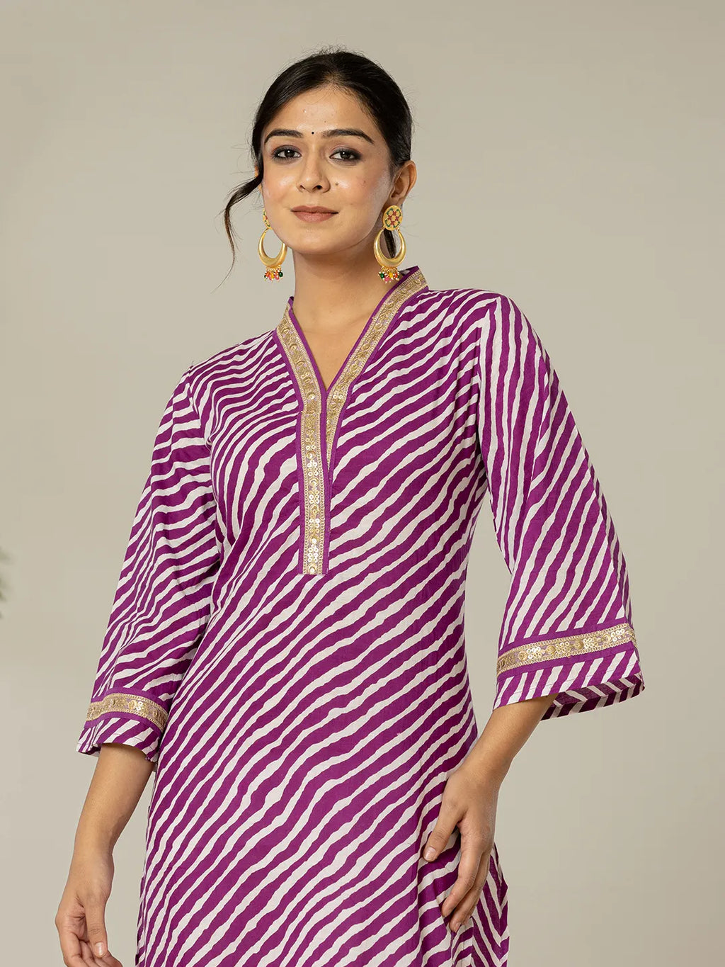 Yufta Cotton Purple Leheriya Kurta | Grocsy