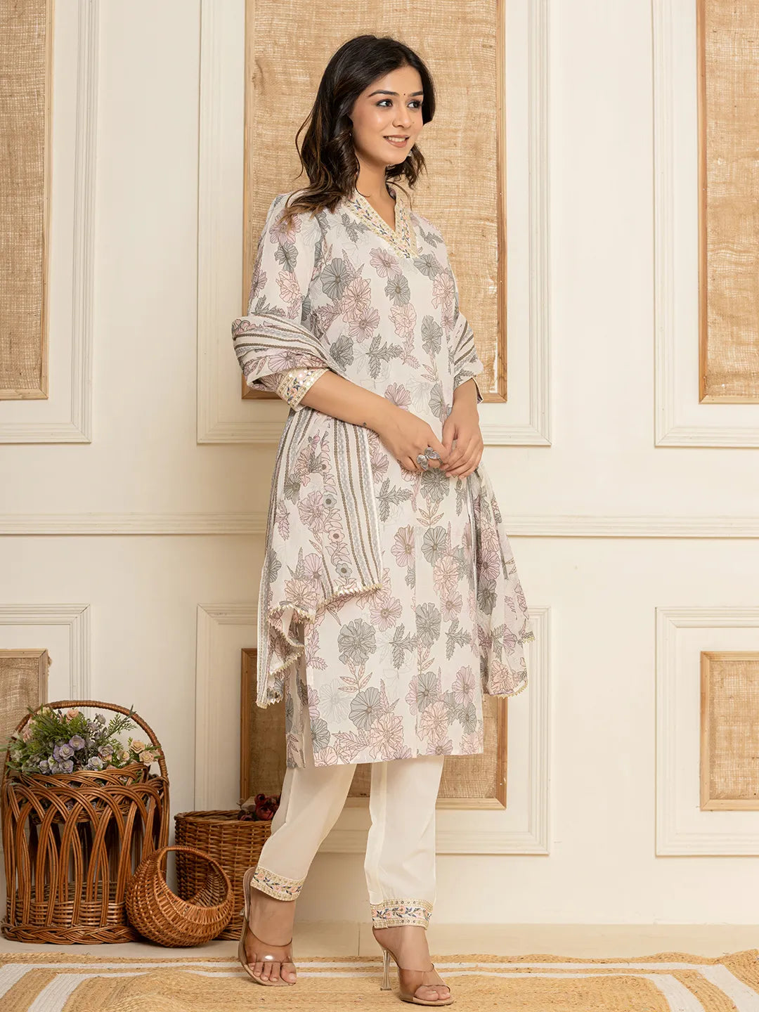 Yufta Cotton Pink Kurta Dupatta Pant Set | Grocsy