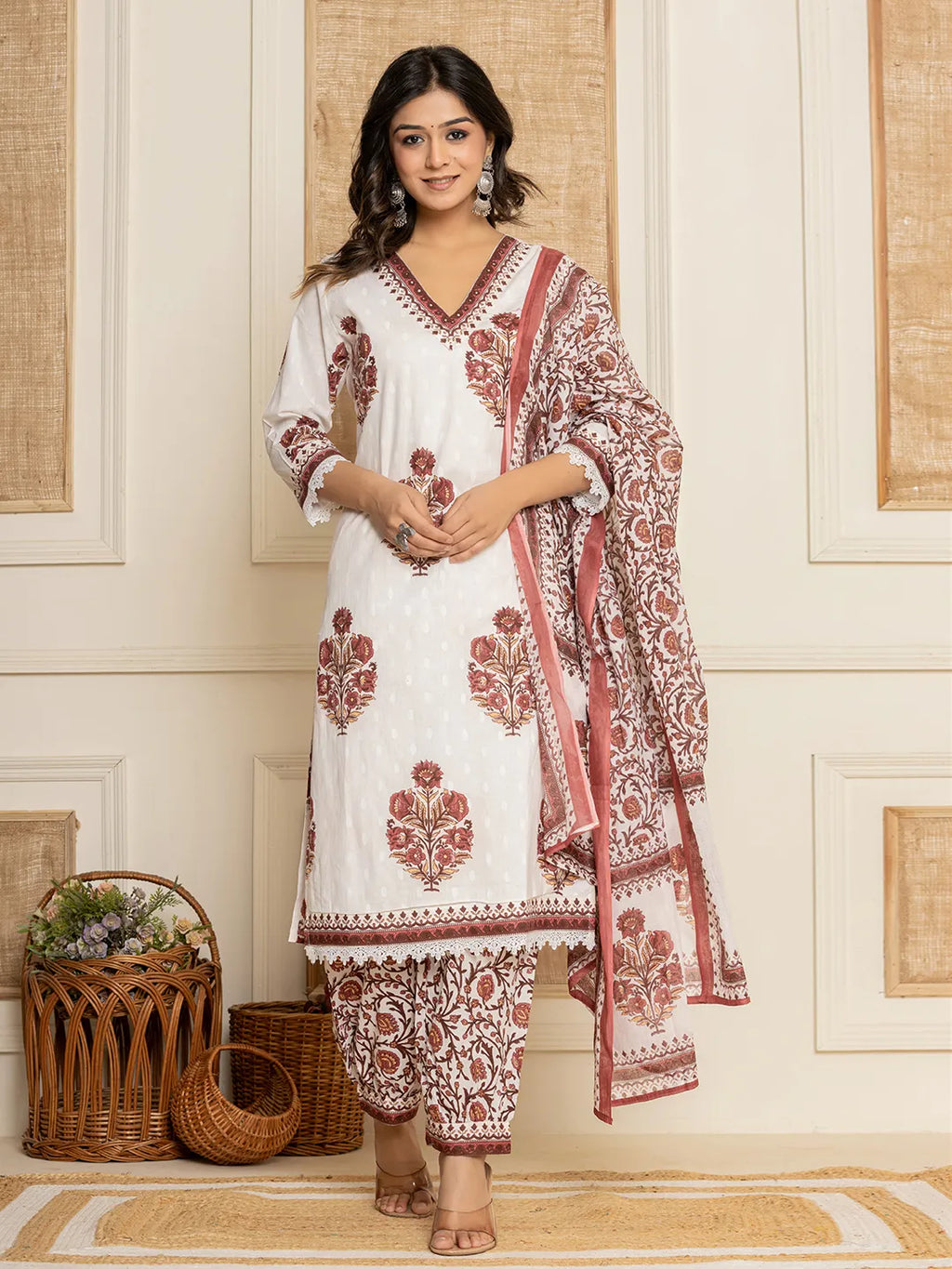 Yufta Cotton Maroon Kurta Dupatta Set | Grocsy