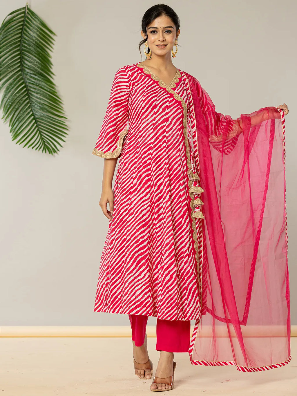 Yufta Cotton Leheriya Hot Pink Kurta Dupatta Pant Set | Grocsy