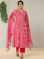 Yufta Cotton Leheriya Hot Pink Kurta Dupatta Pant Set | Grocsy