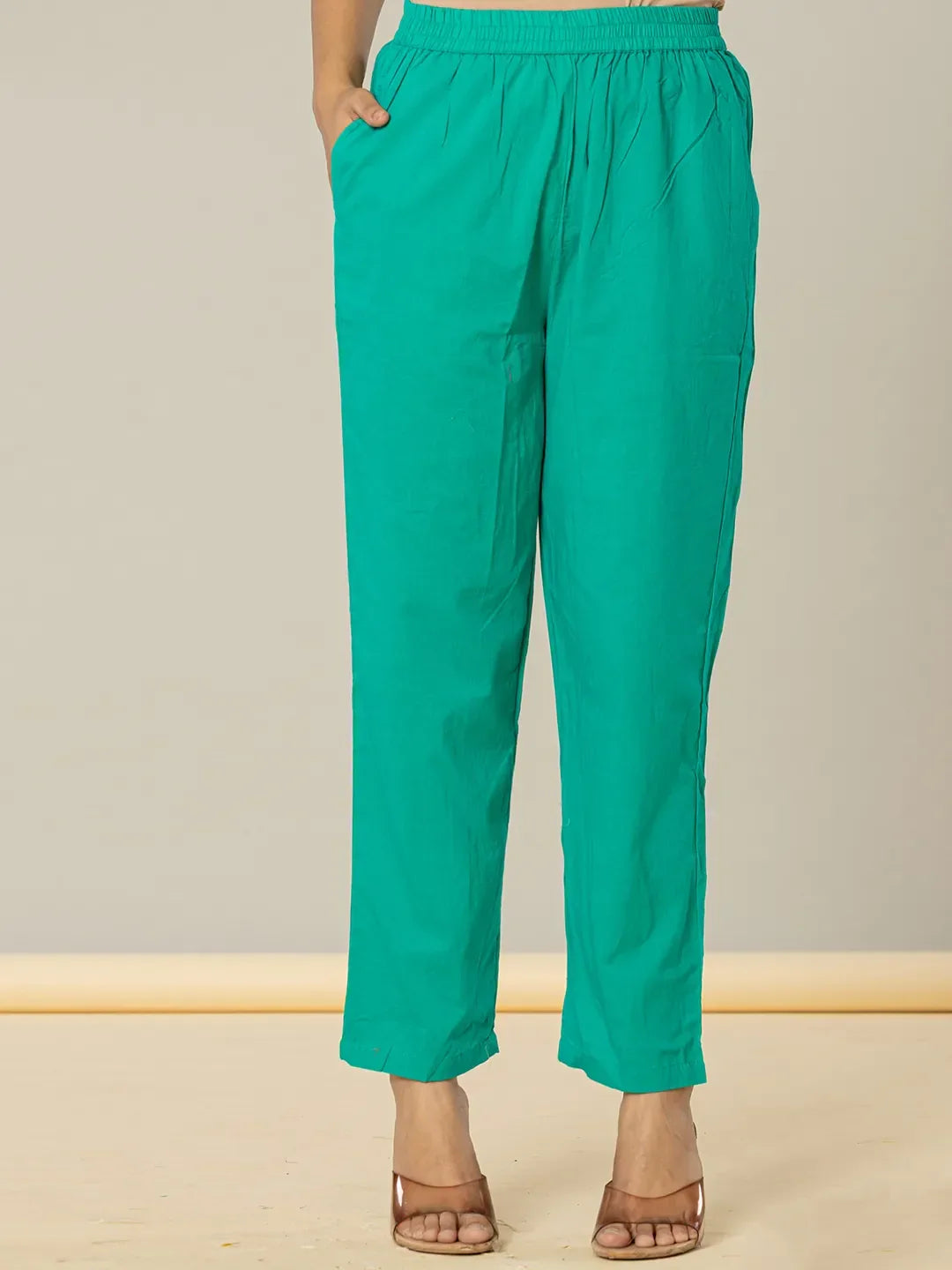 Yufta Cotton Leheriya Kurta Dupatta Pant Set | Grocsy