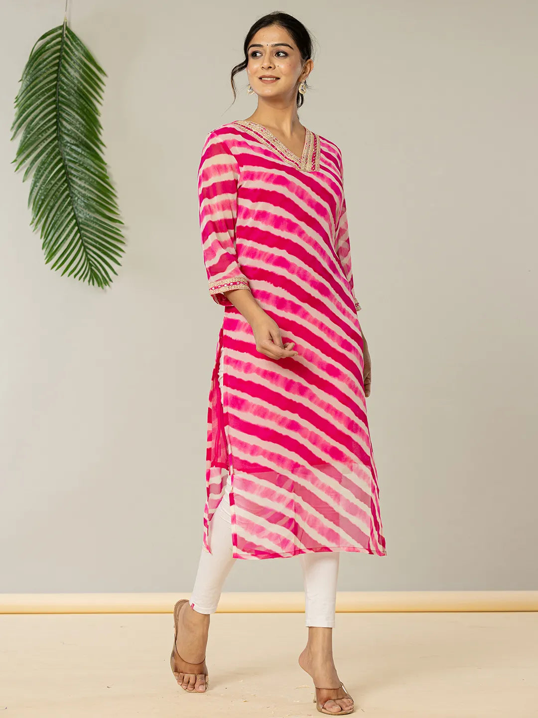 Yufta Pink Georgette Lehriya Kurta | Grocsy
