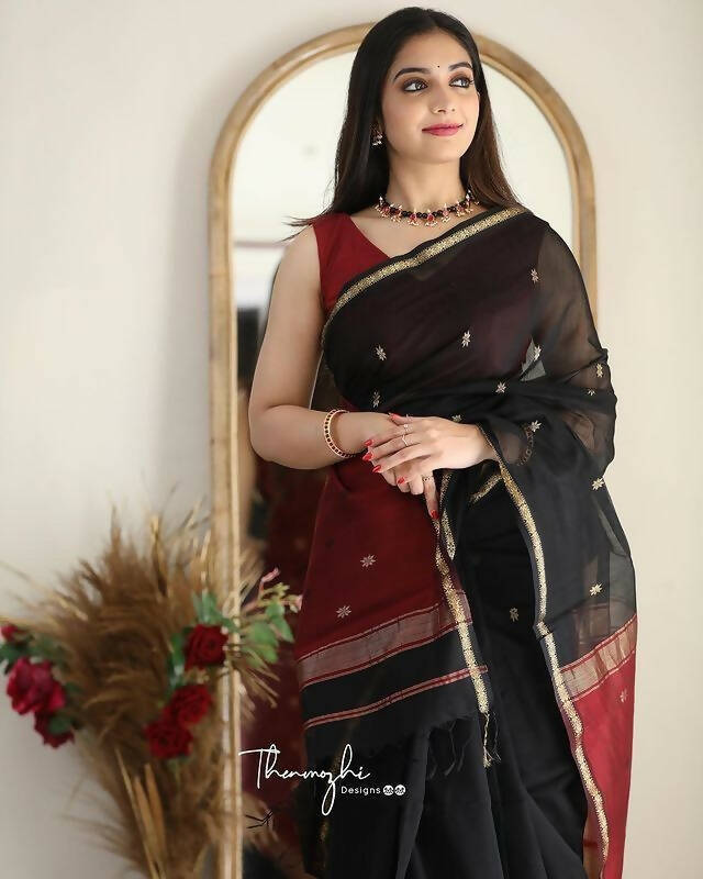 DEIANA'S Beautiful Designer Golden zari Soft Cotton Saree - Navy Blue | Grocsy
