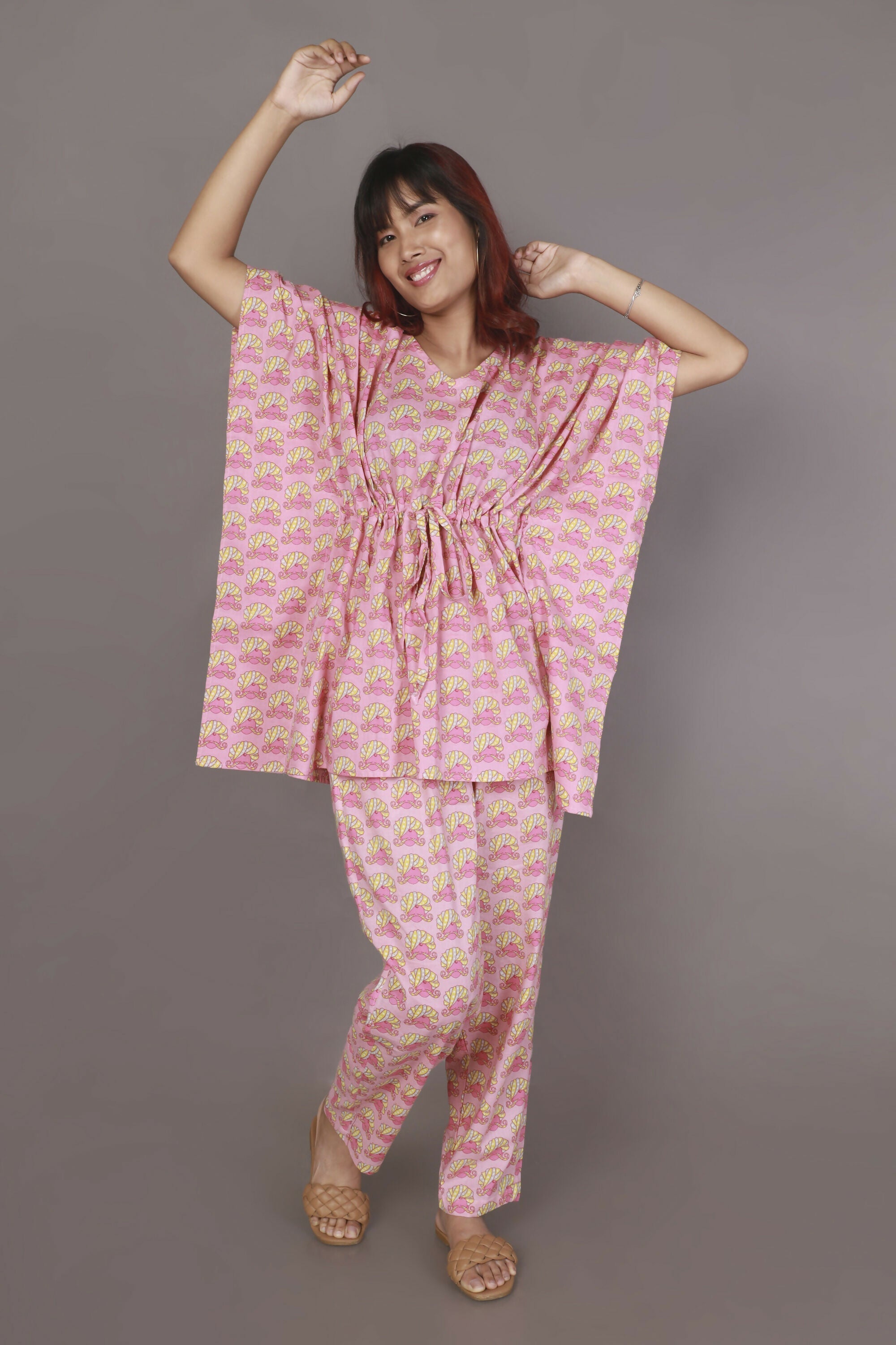 Breathables Women’S Loungewear Kaftan Co-Ord Set Cotton V-Neck In Quirky Pink Print | Grocsy