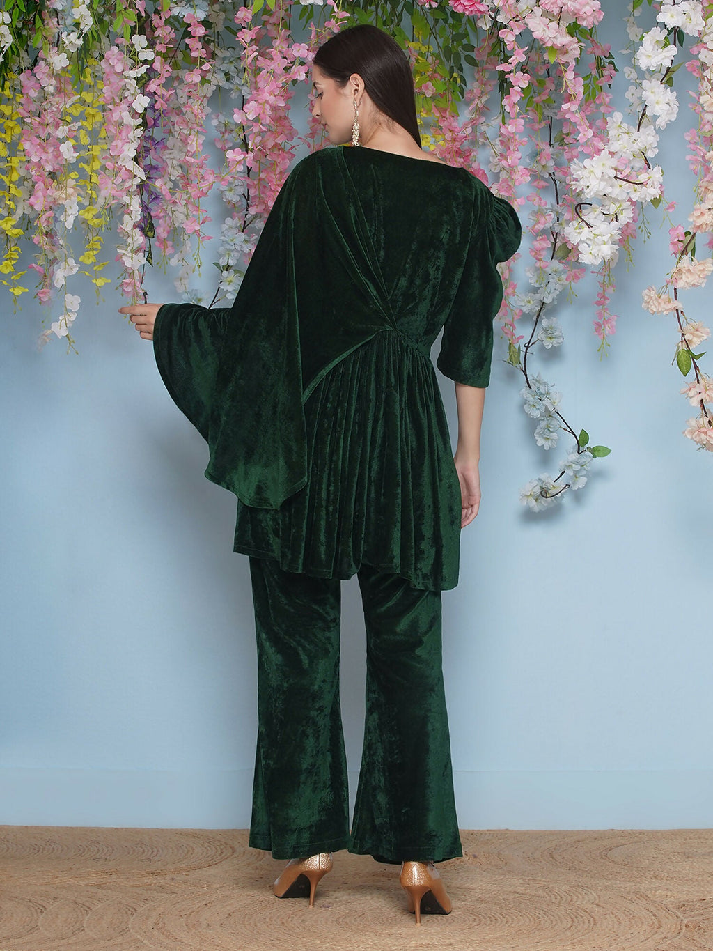 Joban Fashion Green Velvet Hand Embellished Set | Grocsy
