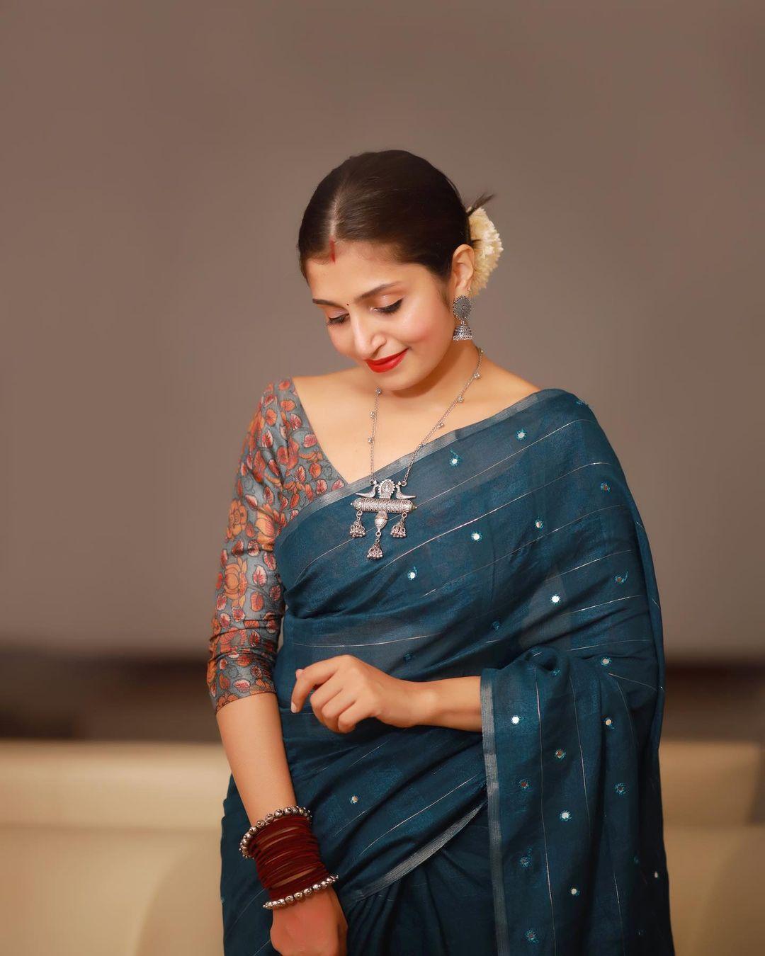 Blue Pure Linen Ethnic Motifs Saree with Unstitched Blouse - A2M | Grocsy
