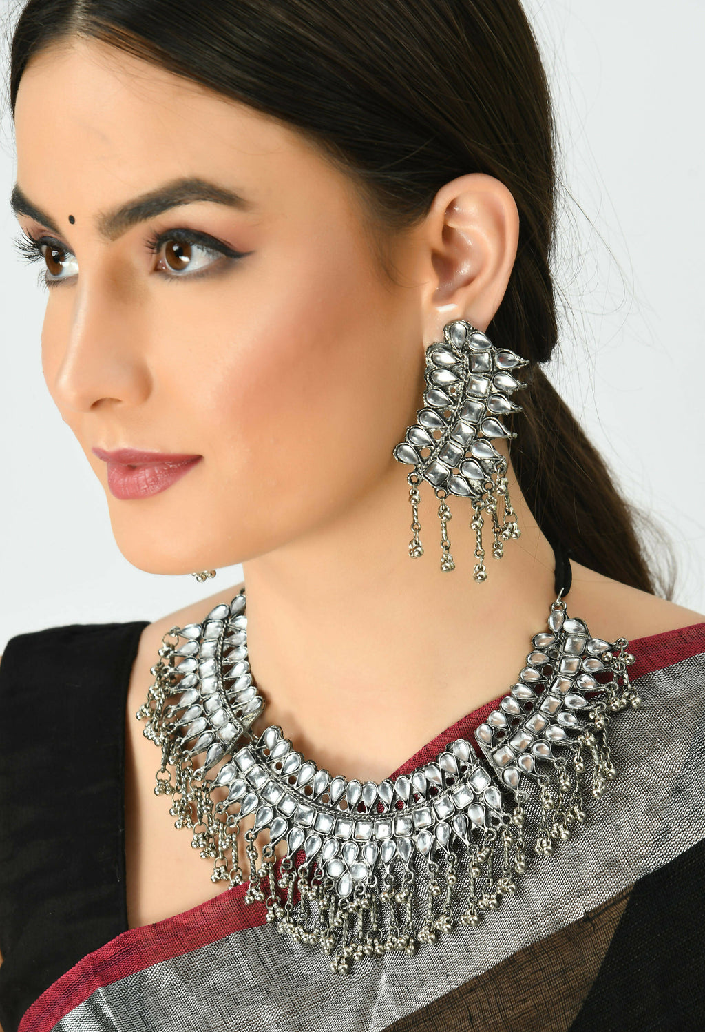 Mominos Fashion Johar Kamal Oxidised Silver-Plated Brass Finish Kundan Necklace For Women (Silver) | Grocsy