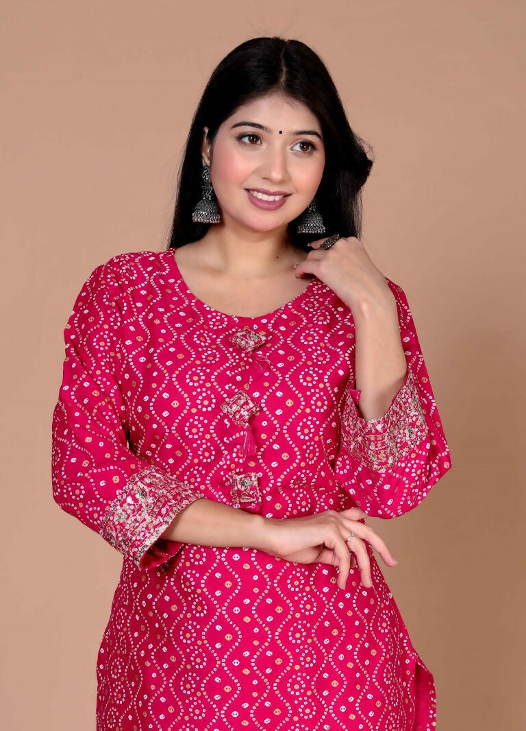 Miravan Women's Plus Size Pink Bandhani Pakistani Straight Kurti | Grocsy