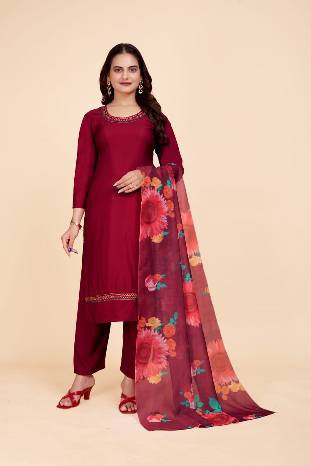 Women's Solid Maroon Kurta Set with Dupatta Set - A2M | Grocsy