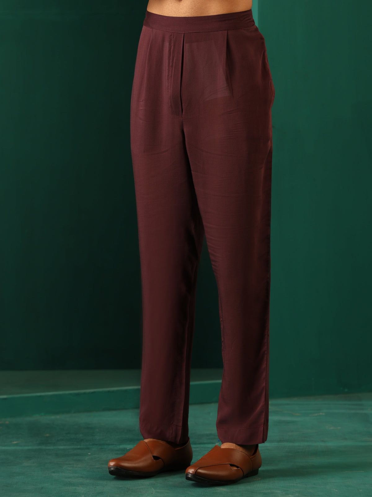 trueBrowns Men's Deep Purple Paan Muslin Silk Printed Co-ord Set | Grocsy