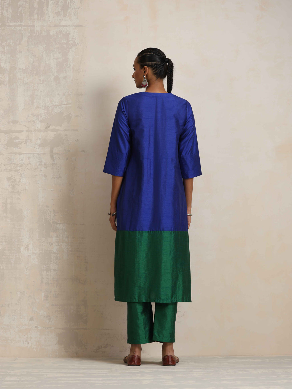 trueBrowns Blue Silk Kurta Set | Grocsy