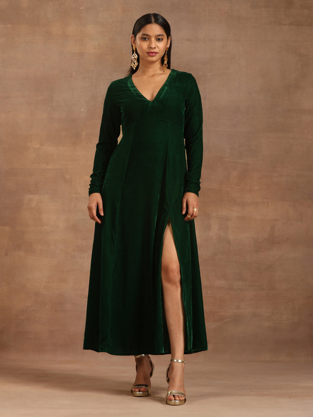 trueBrowns Green Velvet Dress | Grocsy