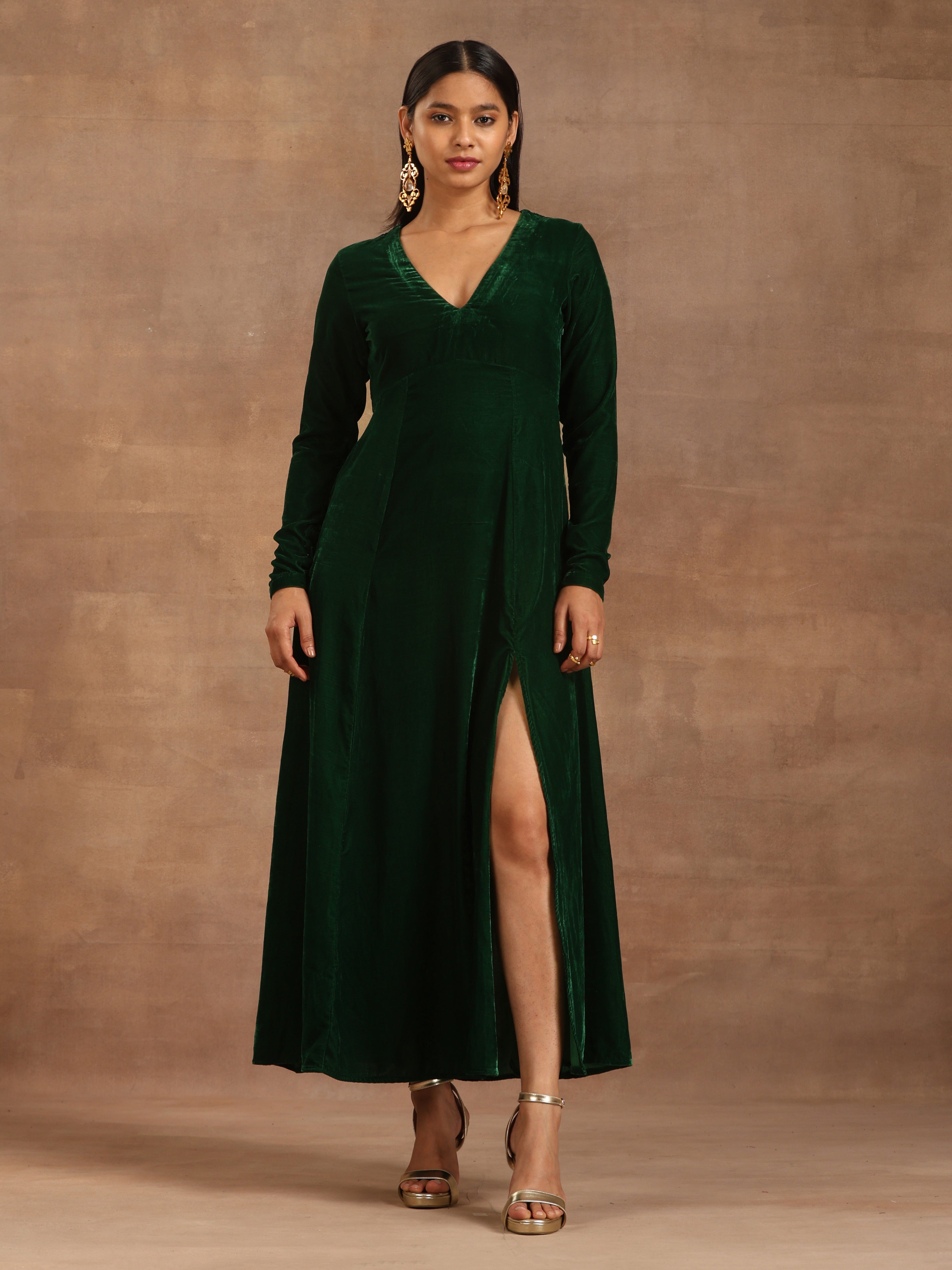 trueBrowns Green Velvet Dress | Grocsy