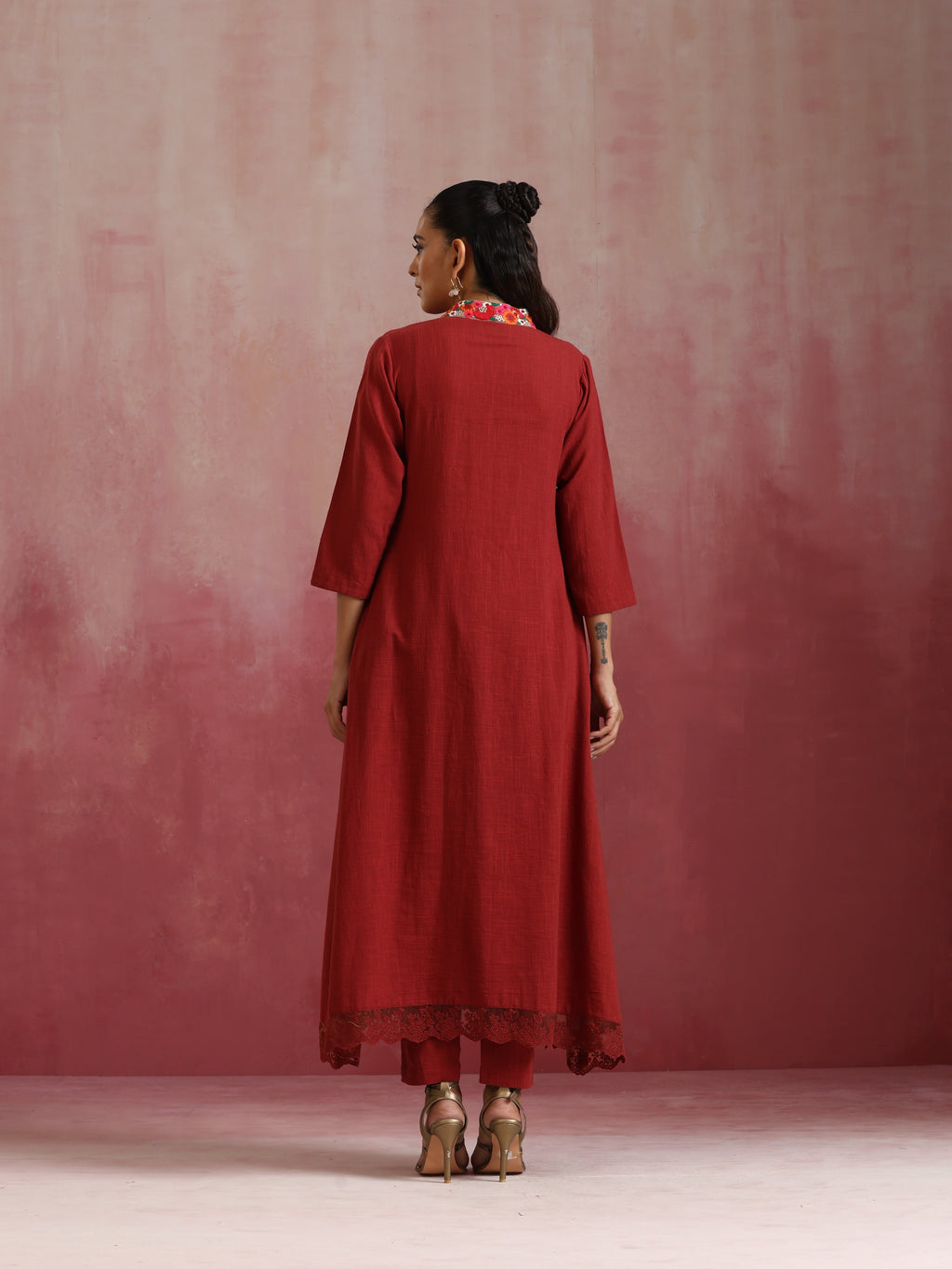 trueBrowns Maroon Cotton Dobby Kurta Set | Grocsy