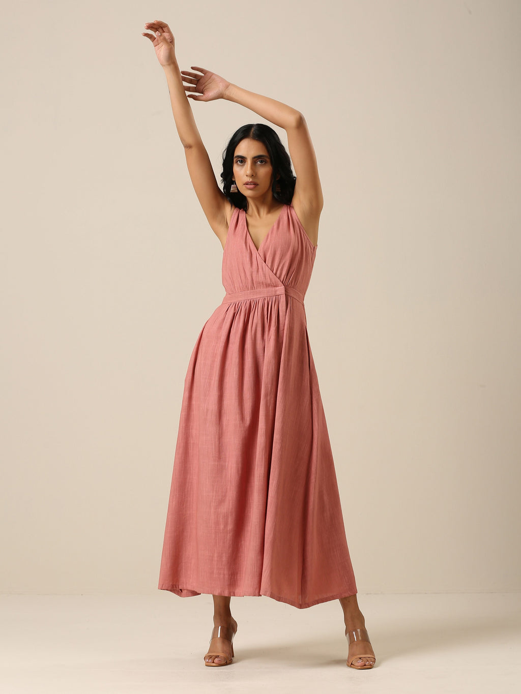 trueBrowns Light Mauve Slub Texture Sleeveless Wrap Dress | Grocsy