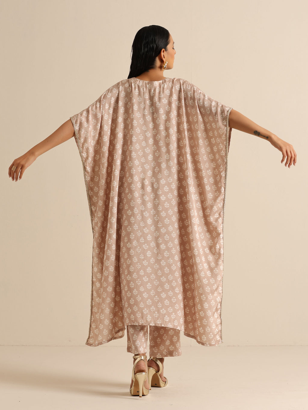 trueBrowns Beige White Floral Silk Print Kaftan Pant Set | Grocsy