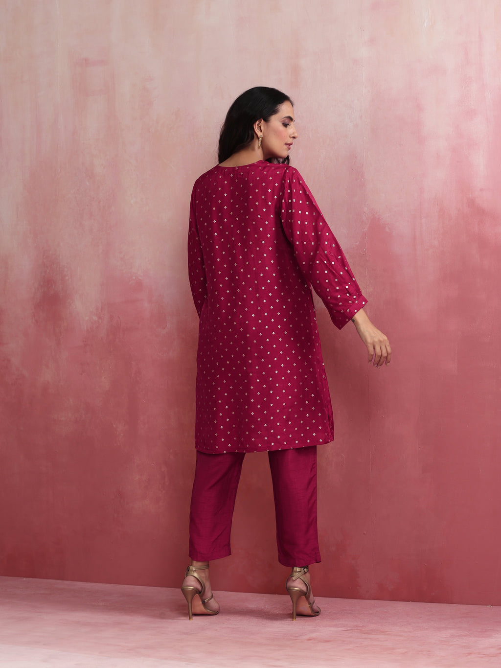 trueBrowns Pink Viscose Silk Kurta Co-ord Set | Grocsy
