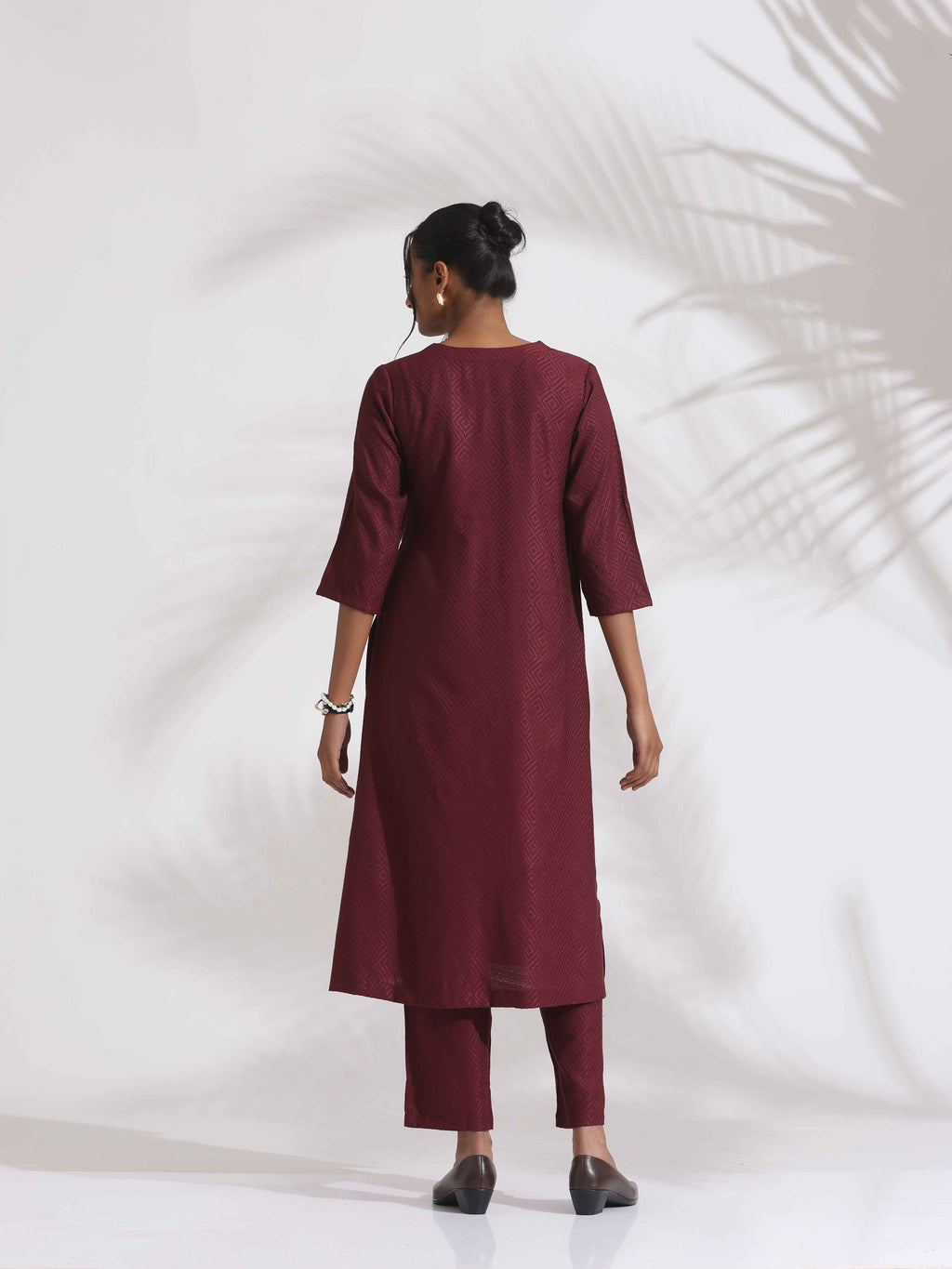 trueBrowns Maroon Dobby Kurta Set | Grocsy