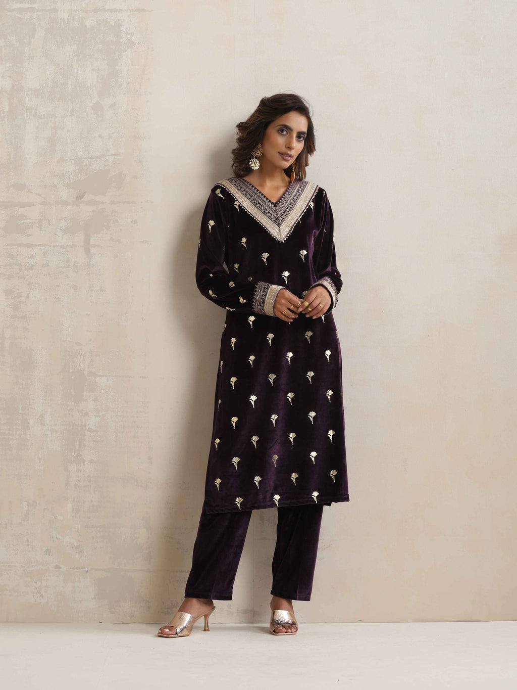 trueBrowns Wine Velvet Floral Embroidered Kurta Pant Dupatta Set | Grocsy