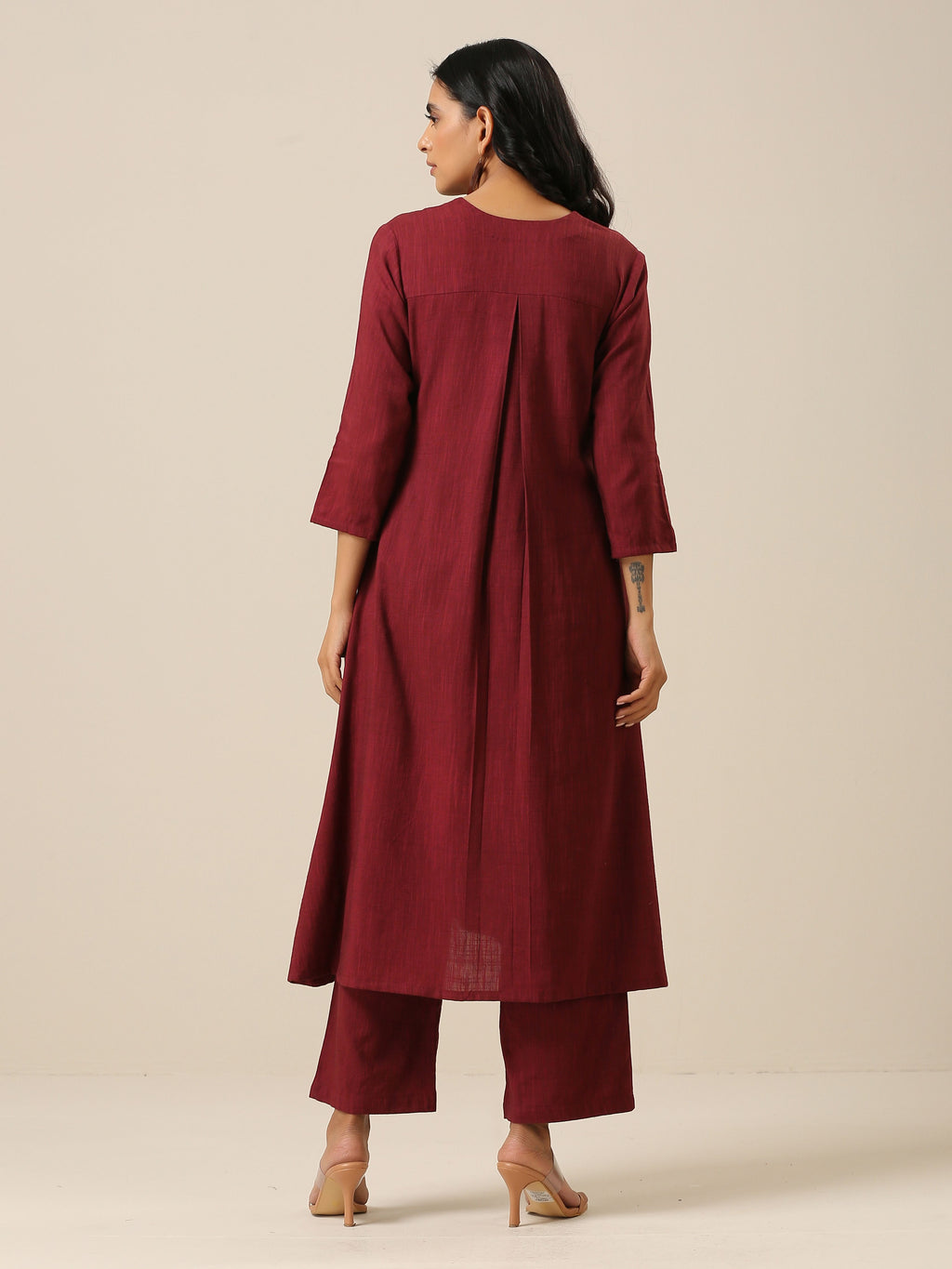 trueBrowns Ruby Wine Slub Texture Back Pleat Kurta Pant Set | Grocsy