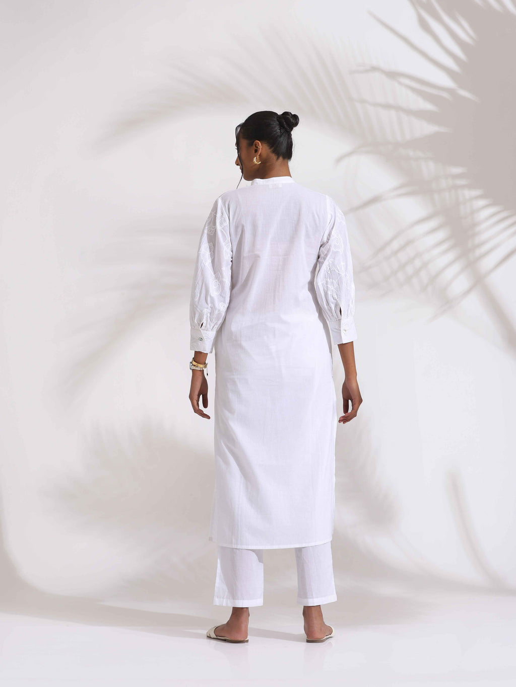 trueBrowns trueBrown White Cotton Schiffli Kurta Set | Grocsy
