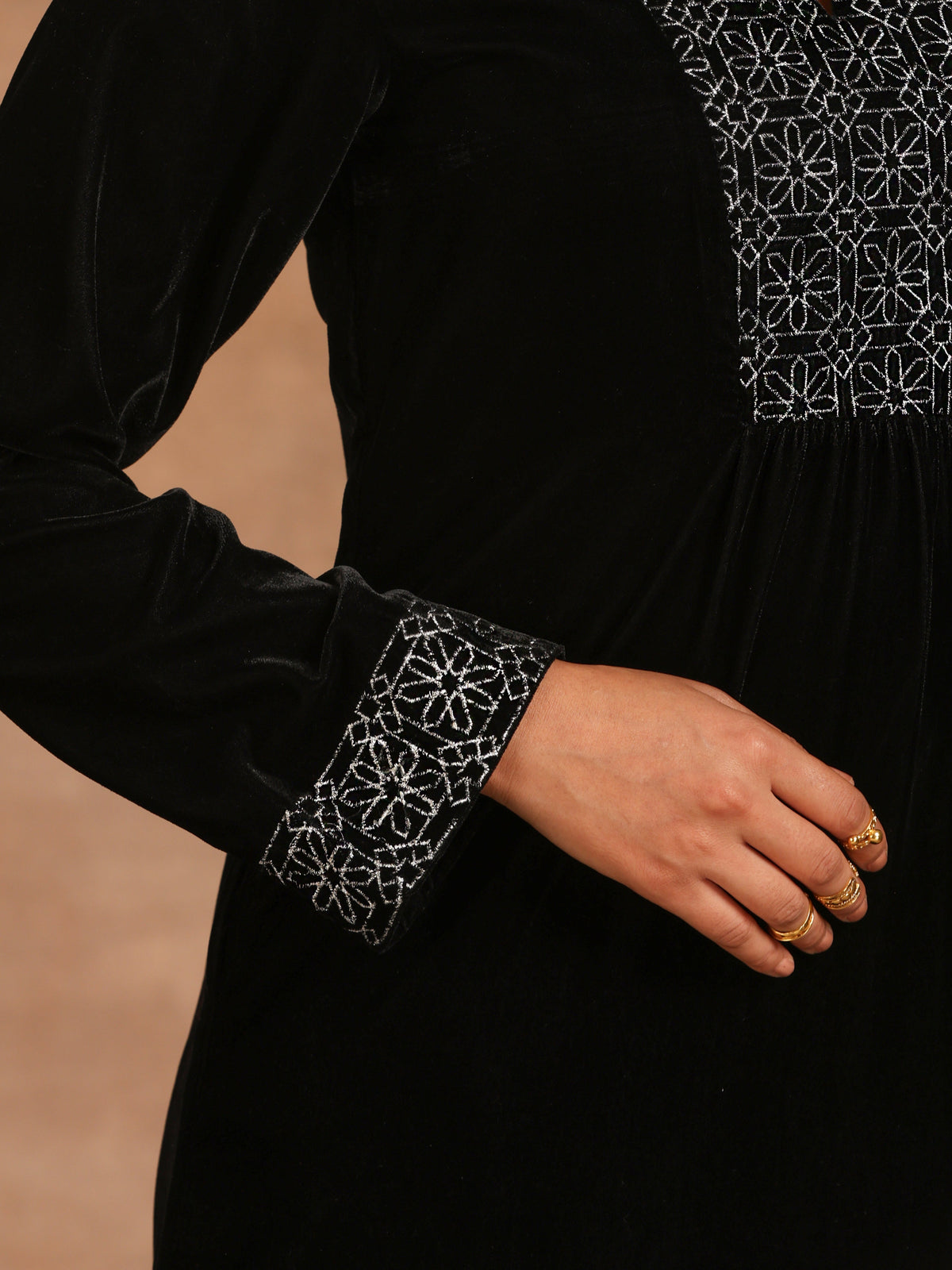 trueBrowns Black Velvet Embroidered Kurta | Grocsy