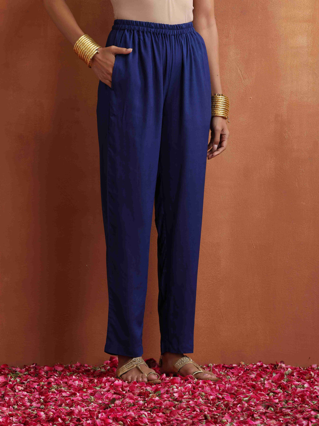trueBrowns Blue Print A-line Kurta Set | Grocsy