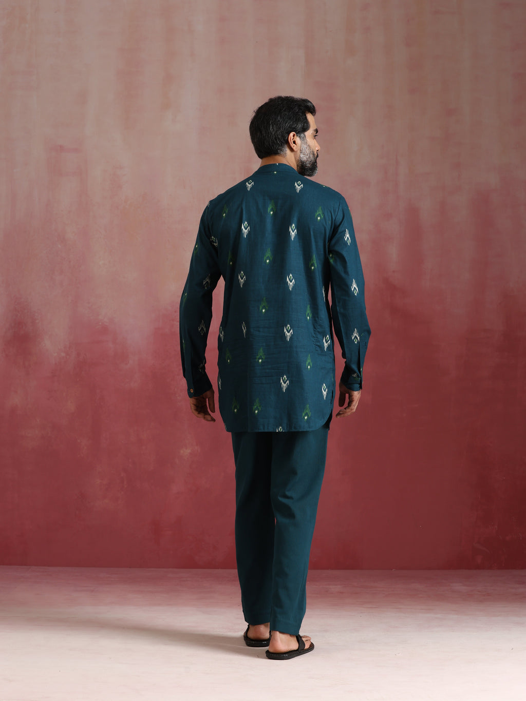 trueBrowns Men's Blue Ikat Print Mandarin Collar Kurta Co-ord set | Grocsy