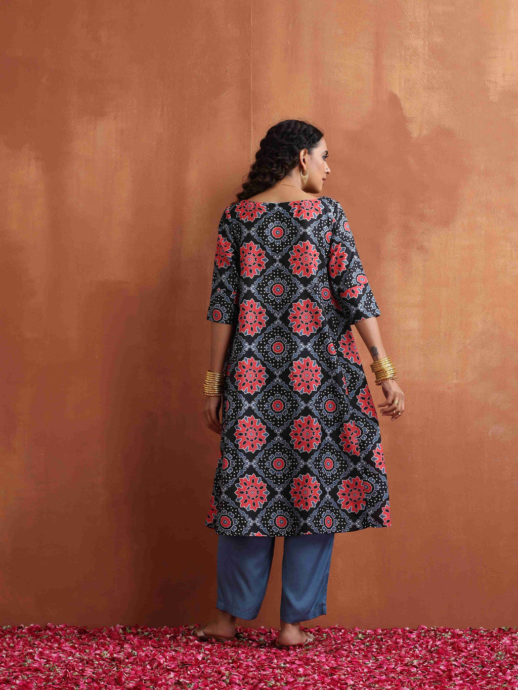 trueBrowns Black Ajrak Print A-line Kurta Set | Grocsy