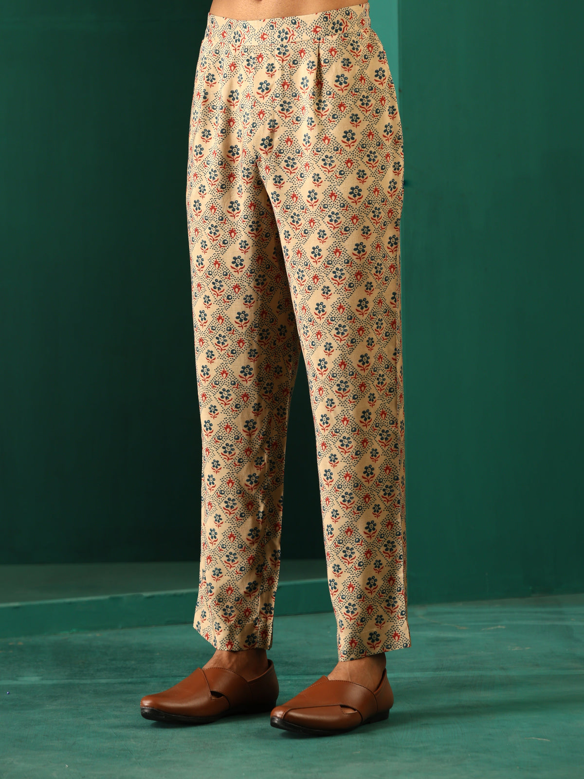 trueBrowns Men's Beige Geometric Muslin Silk Printed Co-ord Set | Grocsy