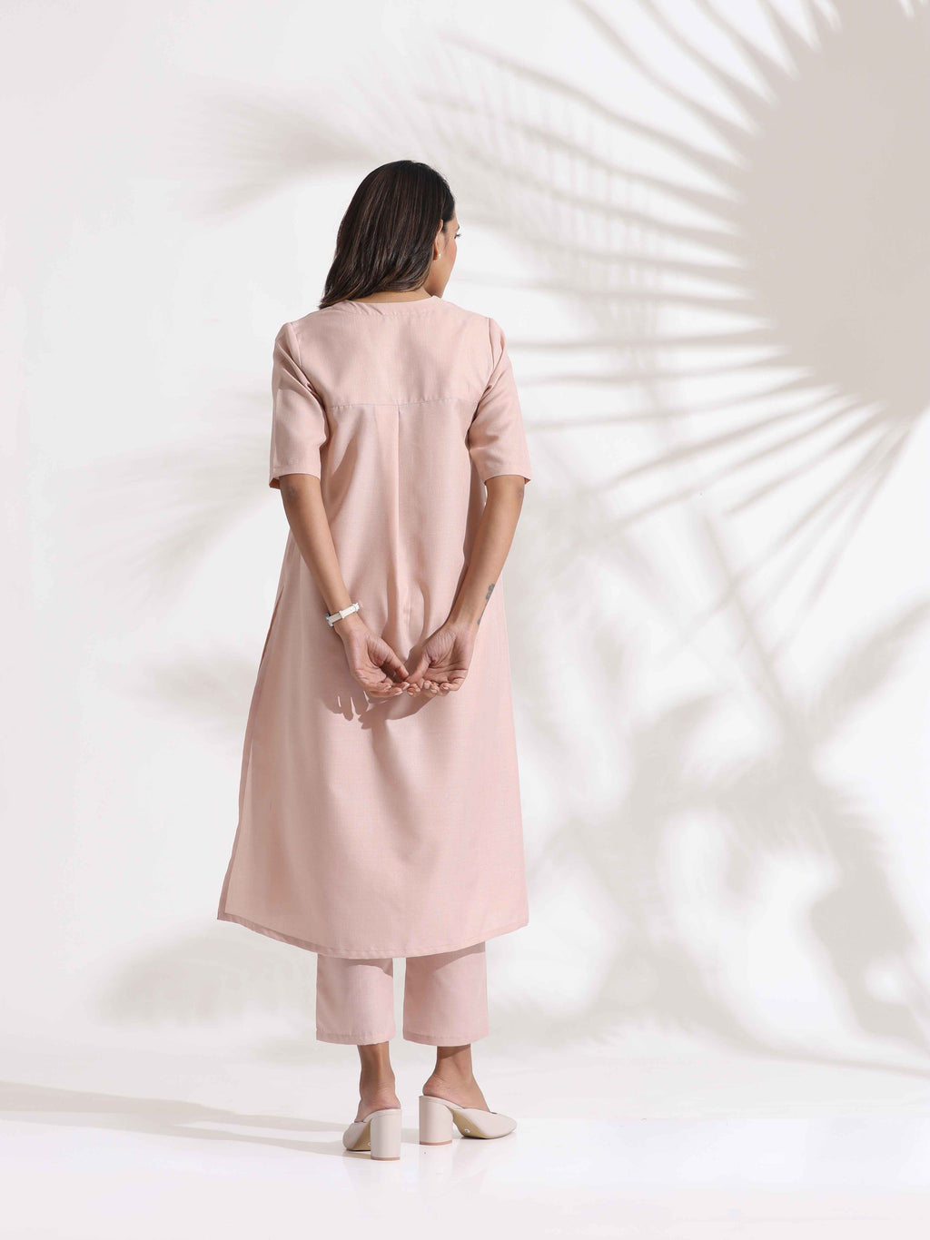 trueBrowns Light Pink Slub Kurta Set | Grocsy