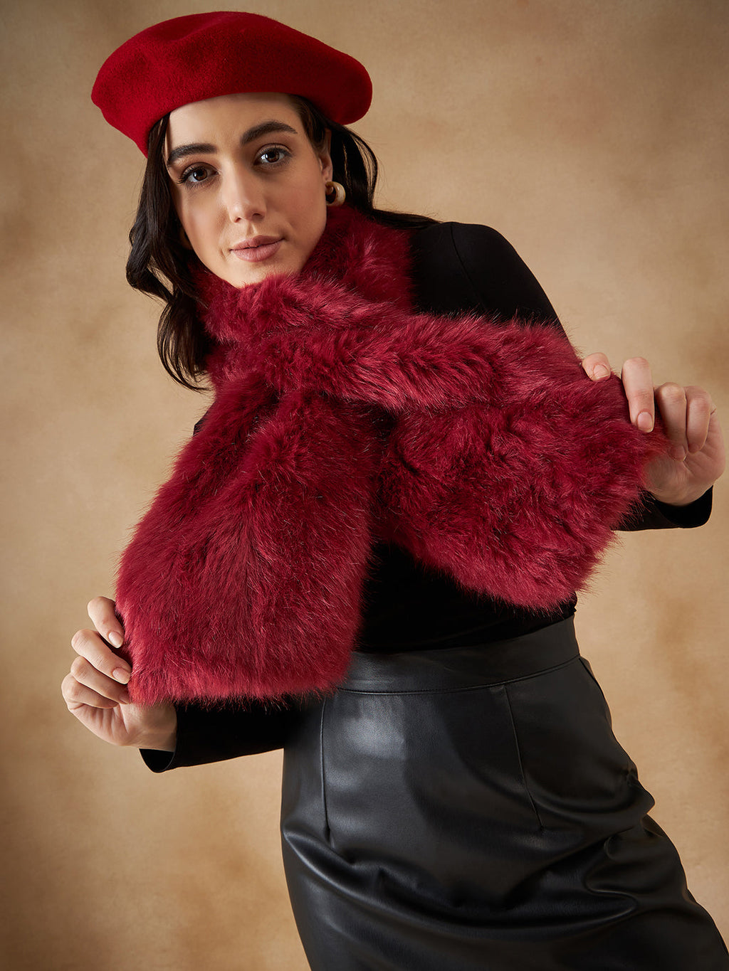 InWeave Women's Bright Rust Faux Fur Neck Warmer | Grocsy