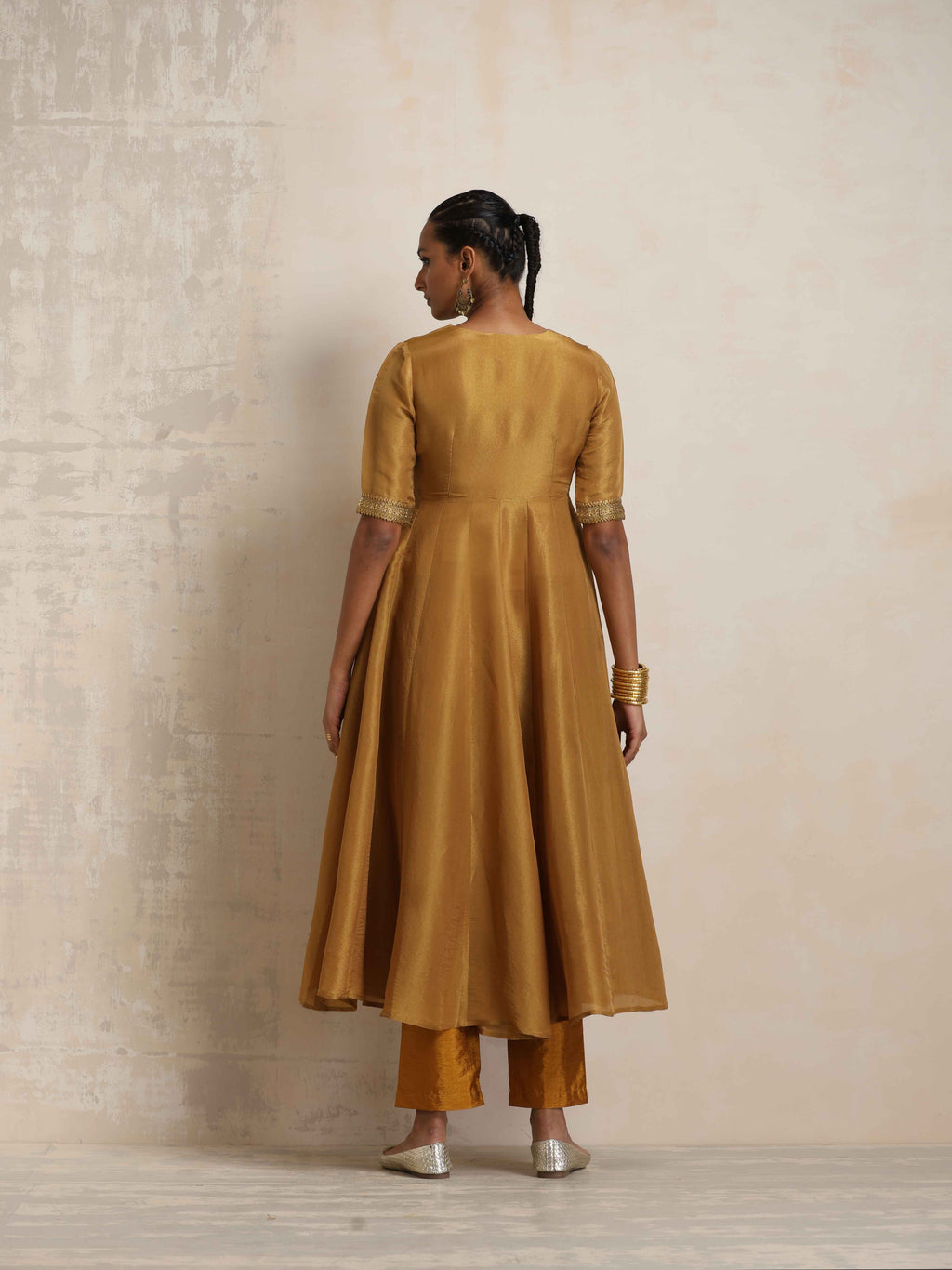 trueBrowns Gold Tissue Flared Anarkali Kurta Set | Grocsy