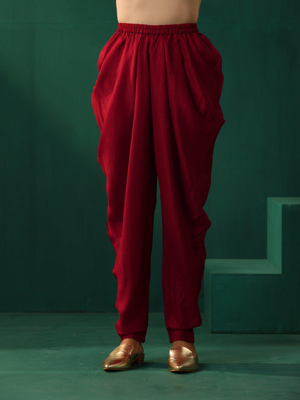 trueBrowns Maroon Floral Viscose Silk High Low Co-ord Set | Grocsy