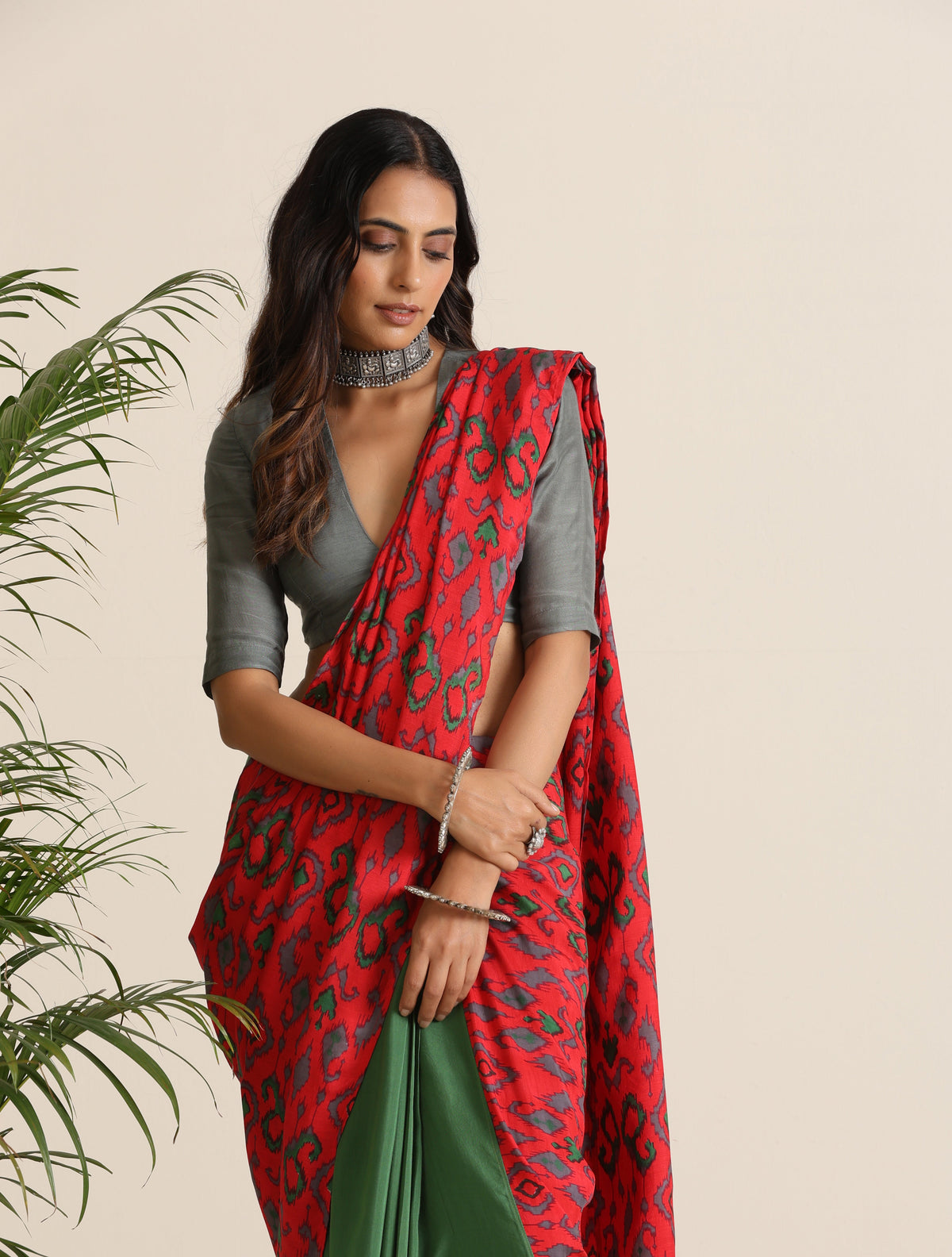 trueBrowns Red Muslin Ikat Saree | Grocsy