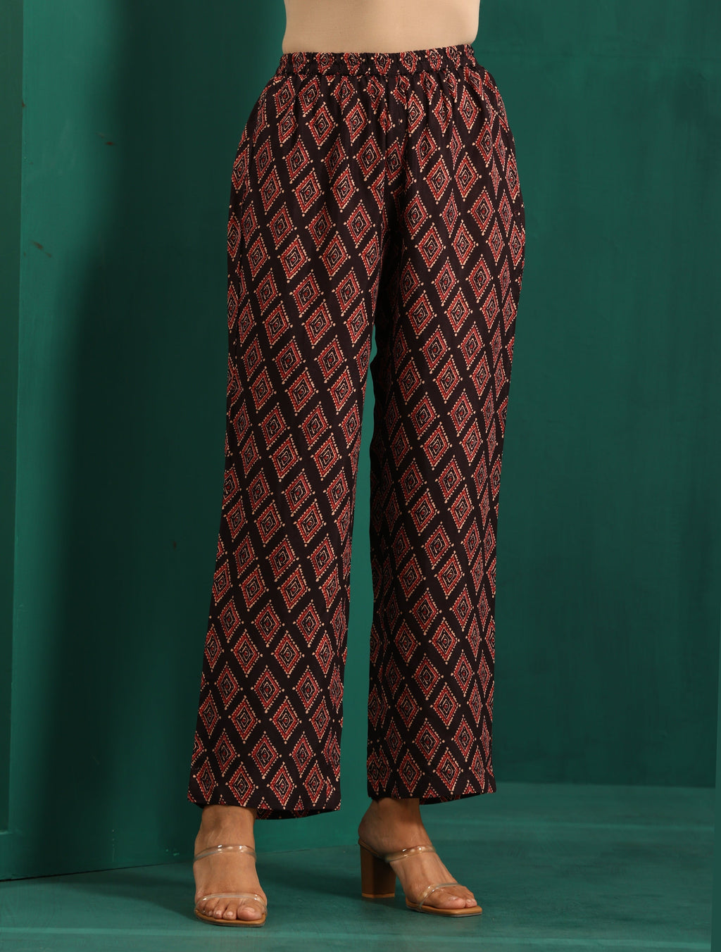trueBrowns Black Diamond Muslin Silk Printed Relaxed Co-ord Set | Grocsy
