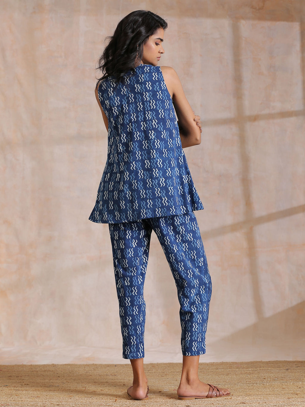 trueBrowns Indigo Dabu Zig-Zag Motifs Print Cotton Sleeveless Co-Ord Set | Grocsy