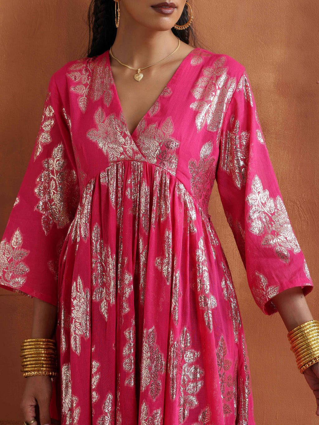 trueBrowns Pink Metallic Flared Anarkali Kurta Set | Grocsy