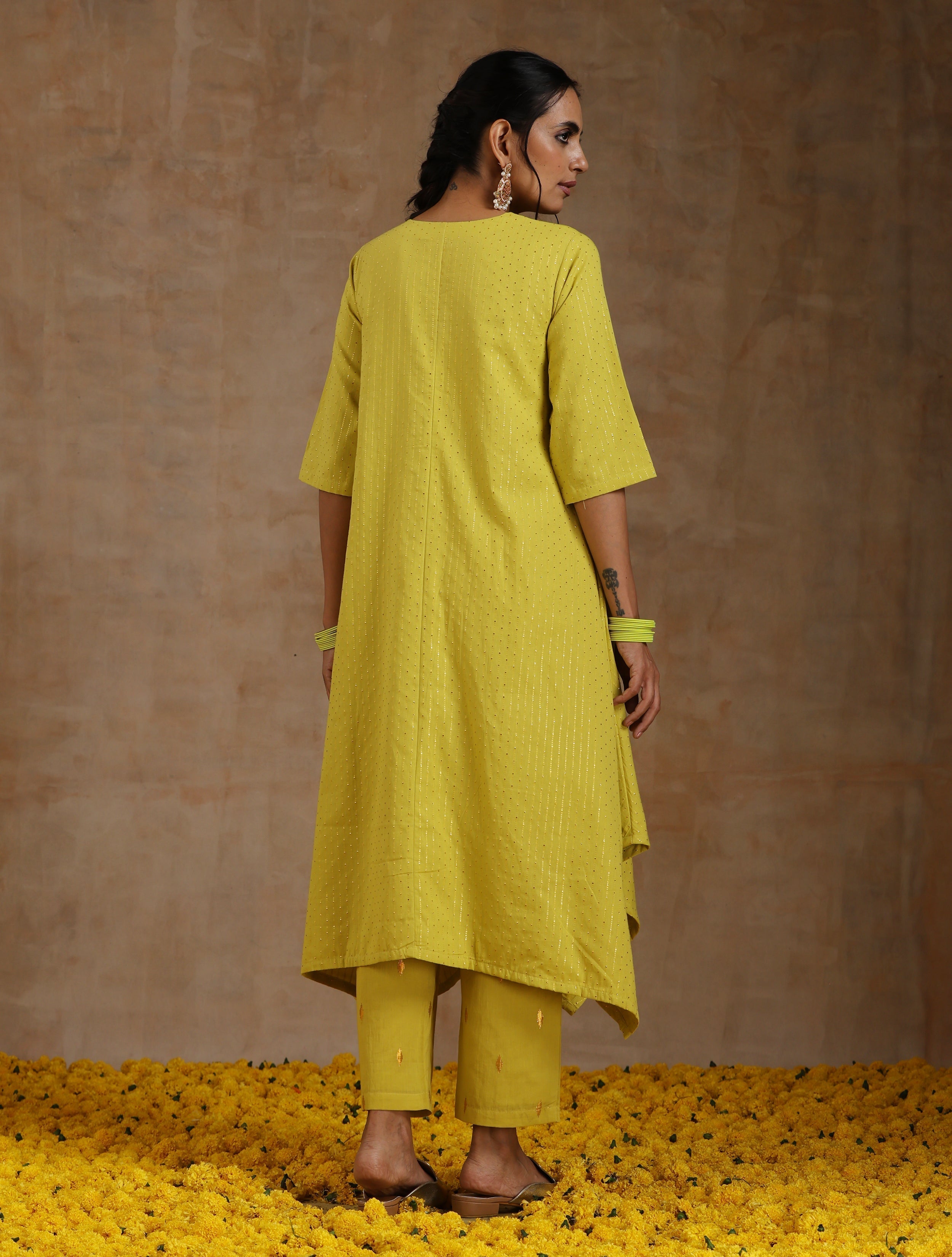 trueBrowns Lime Gold Cotton Handkerchief Kurta Set | Grocsy
