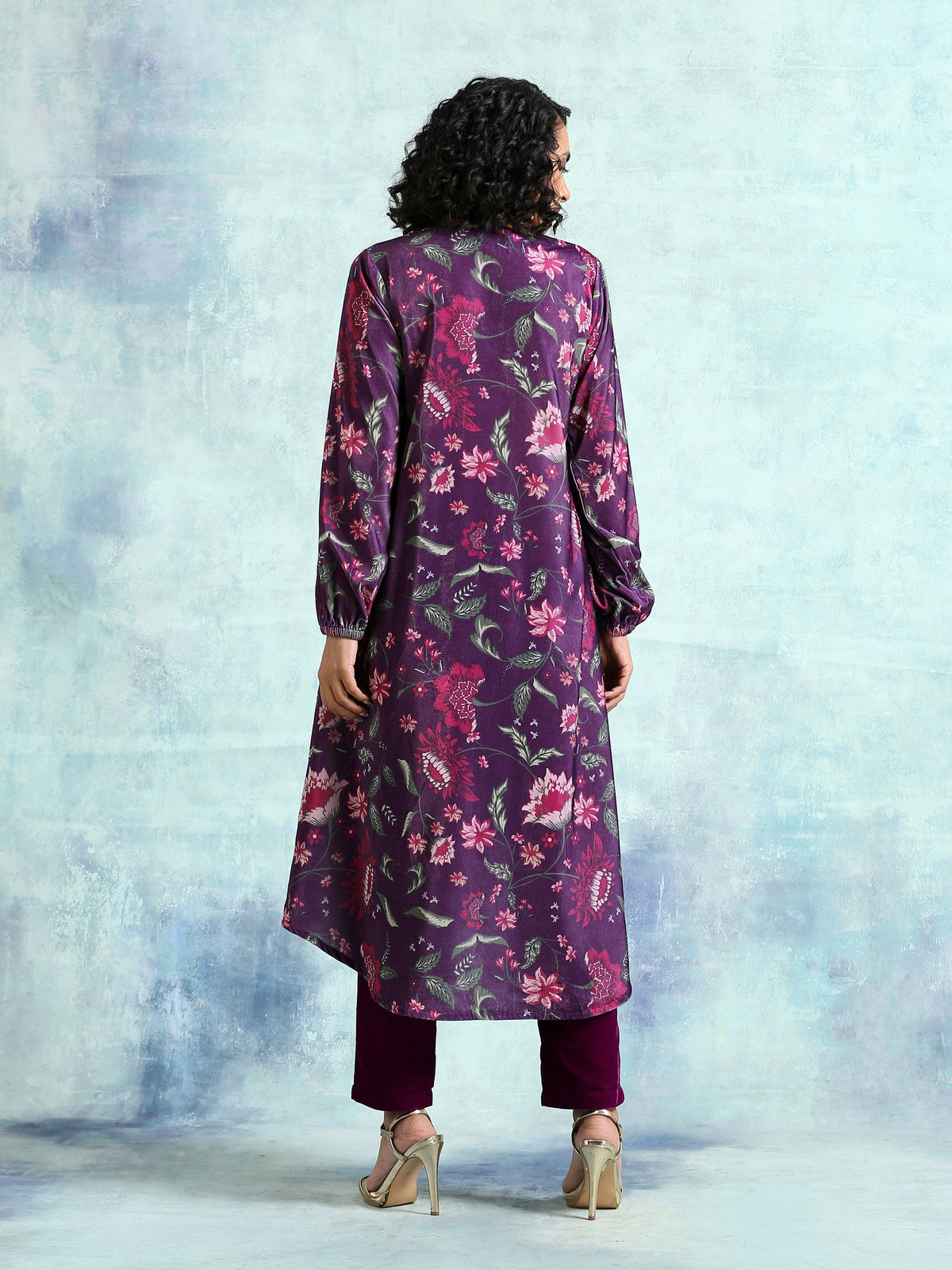 trueBrowns Wine Printed Velvet Neck Pleat Kurta | Grocsy