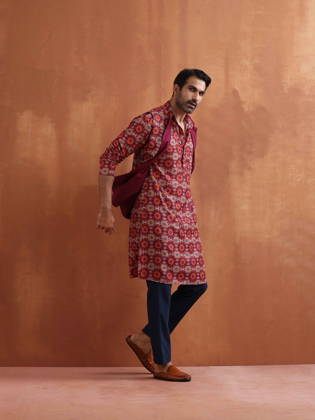 trueBrowns Men's Beige Printed Kurta | Grocsy