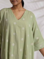 trueBrowns Green Cotton Floral Embroidered Kurta Co-ord Set | Grocsy