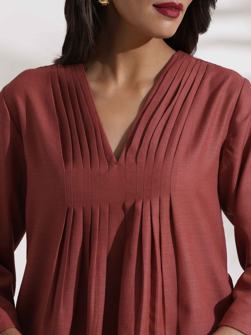 trueBrowns Pink Slub Pleated Co-ord Set | Grocsy