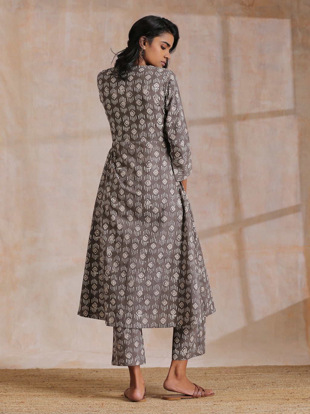 trueBrowns Clay Dabu Geometric Print Cotton Angrakha Kurta Pant Set | Grocsy