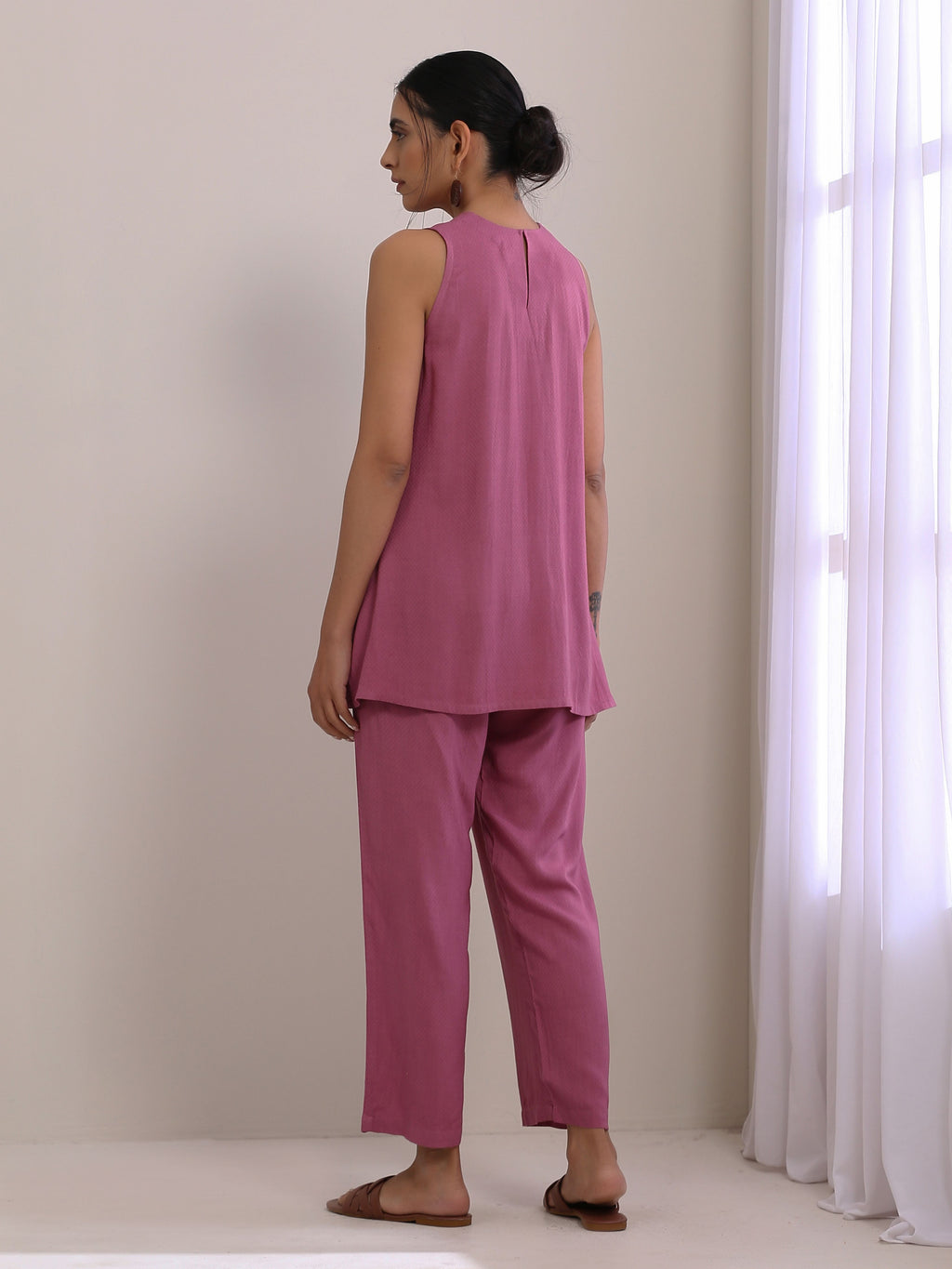 trueBrowns Onion Pink Dobby Sleeveless Short Co-Ord Set | Grocsy