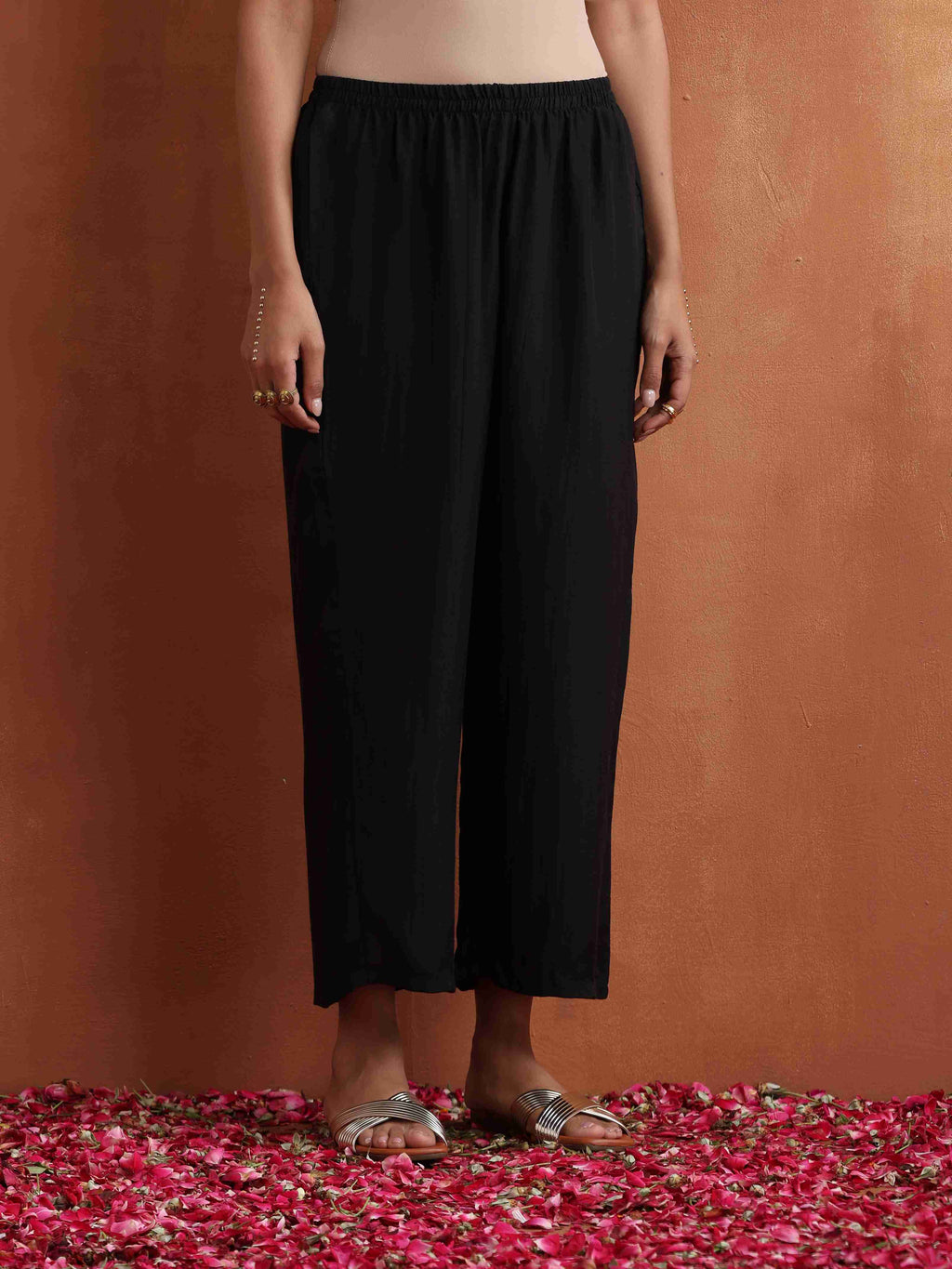 trueBrowns Black Floral Print A-line Kurta Set | Grocsy