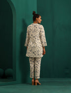 trueBrowns Blue Floral Cotton Printed Relaxed Co-ord Set | Grocsy