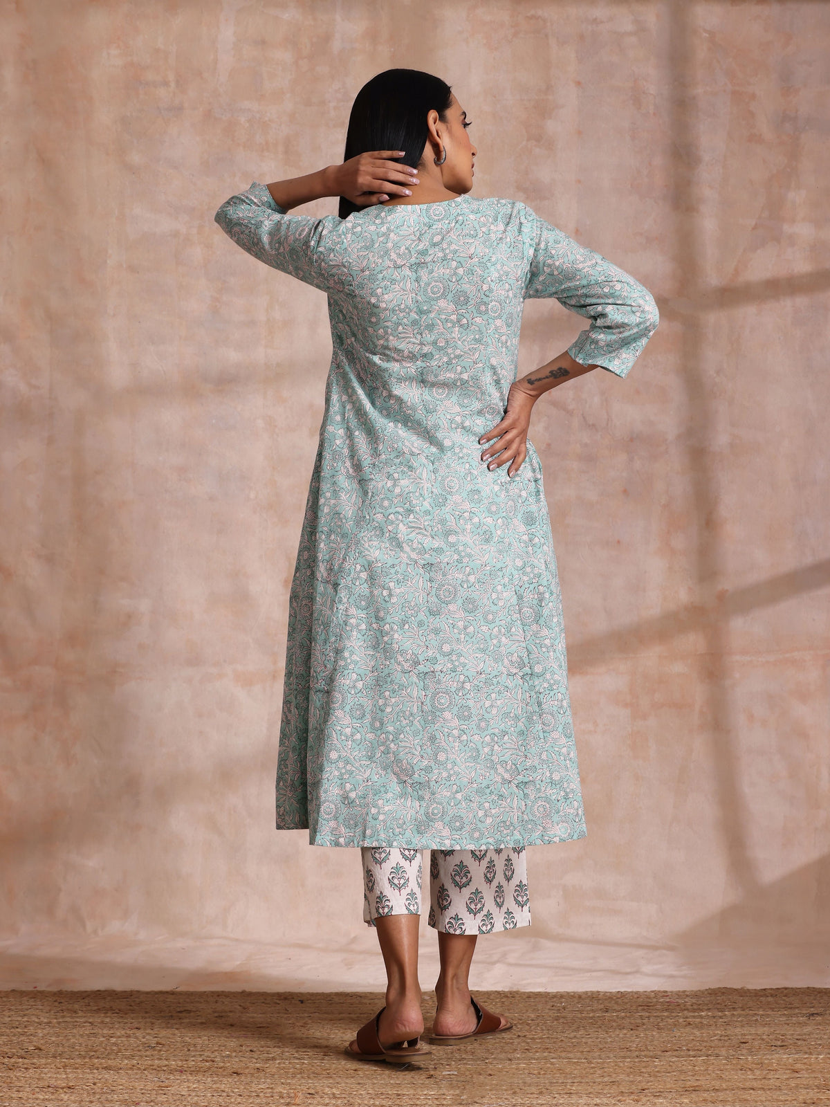trueBrowns Tiffany Blue Floral Block Print Cotton Front Neck Gathered Kurta Pant Set | Grocsy